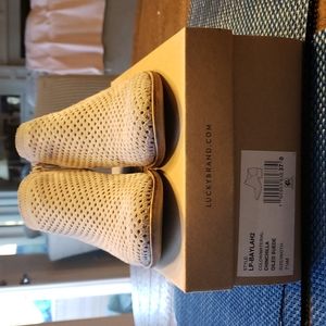 Beautiful lucky brands suede booties